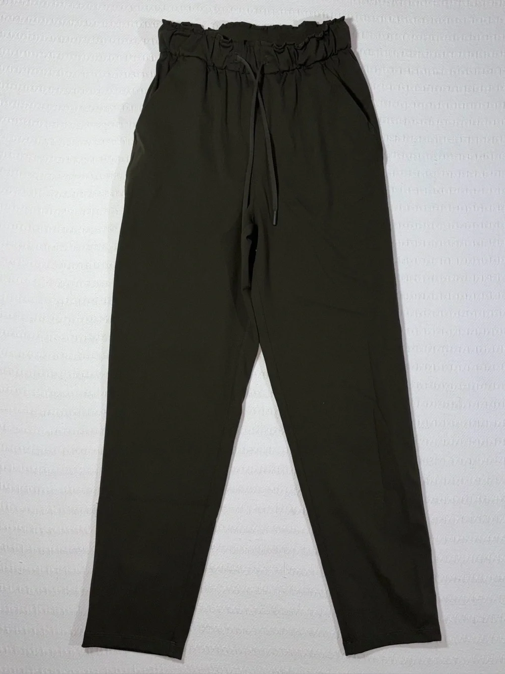 Lululemon Keep Moving Pant 7/8 High Rise Trouser Size 4 Athleisure Olive Green - Picture 1 of 6